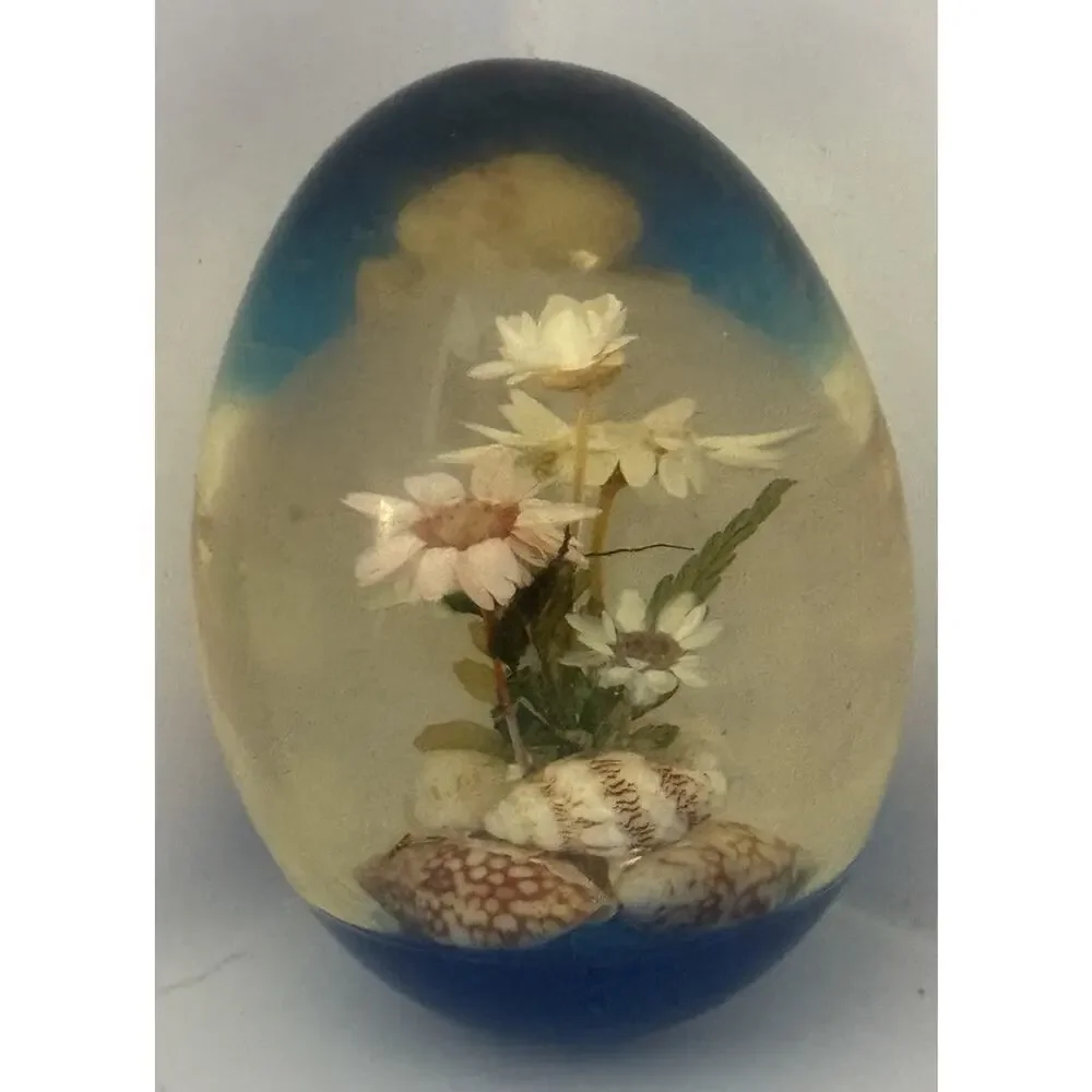 Vintage Lucite Acrylic Egg Sea Shells Flowers Paperweight Easter Collectible 3